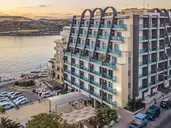 AX Sunny Coast Resort & Spa