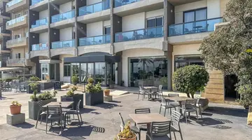 AX Sunny Coast Resort & Spa