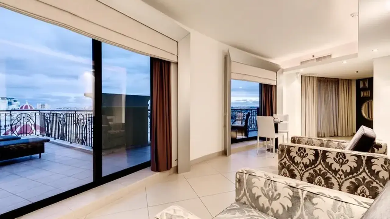 AX The Palace (Sliema)