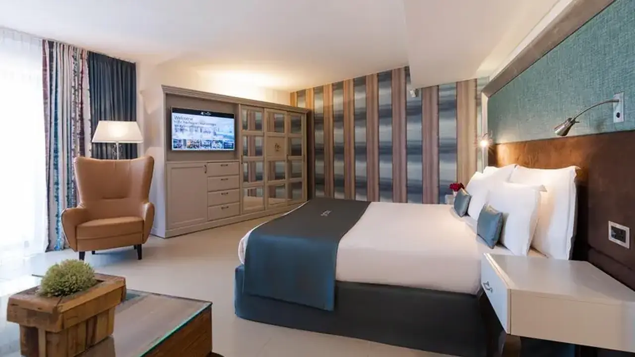 AX The Palace (Sliema)