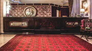 AX The Victoria