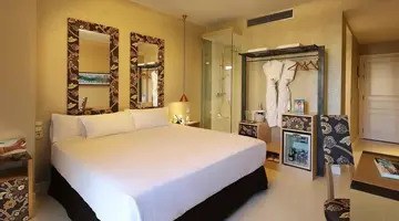 Axel Hotel Barcelona and Urban Spa Adults Only
