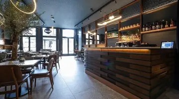 Axis Porto Club
