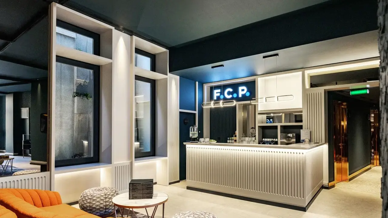 Axis Porto Club