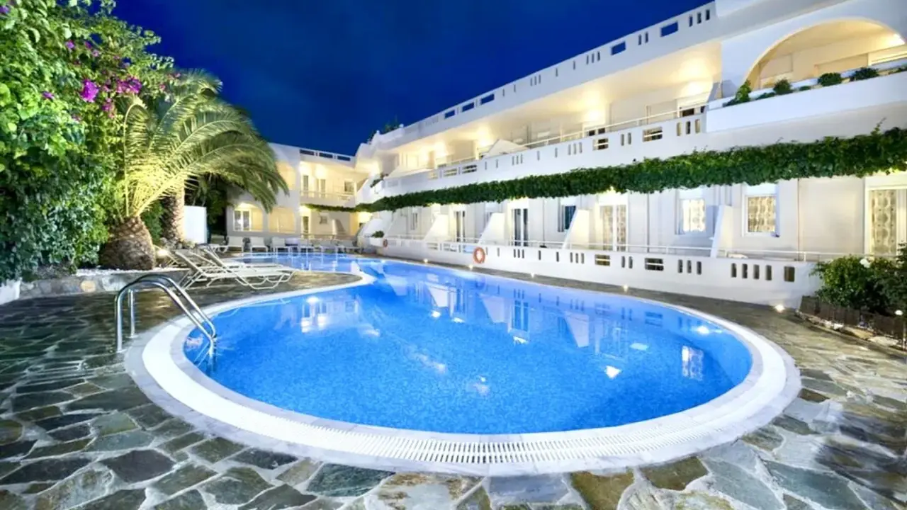 Axos Hotel