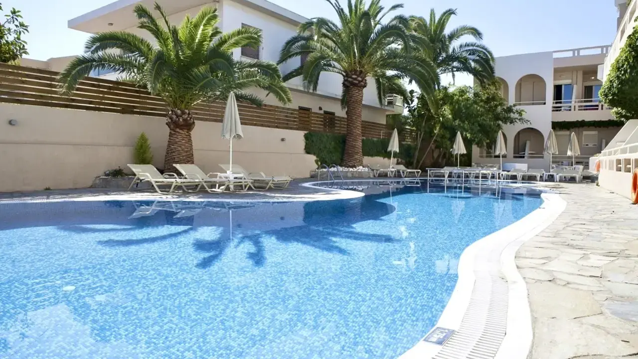 Axos Hotel