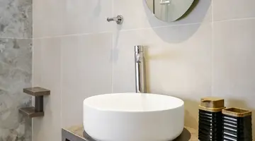 AXOS HOTEL