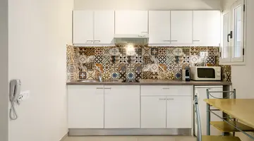 AXOS HOTEL