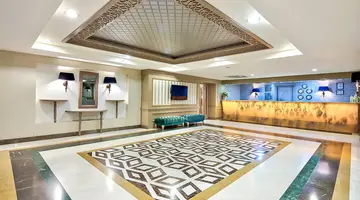 Aydinbey Famous Resort