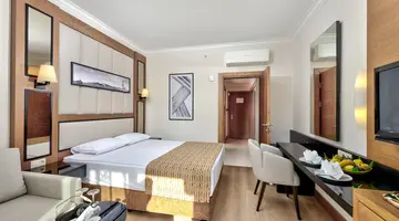 Aydinbey Famous Resort