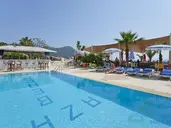 AZAK BEACH HOTEL