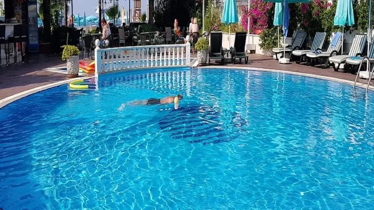 AZAK BEACH HOTEL