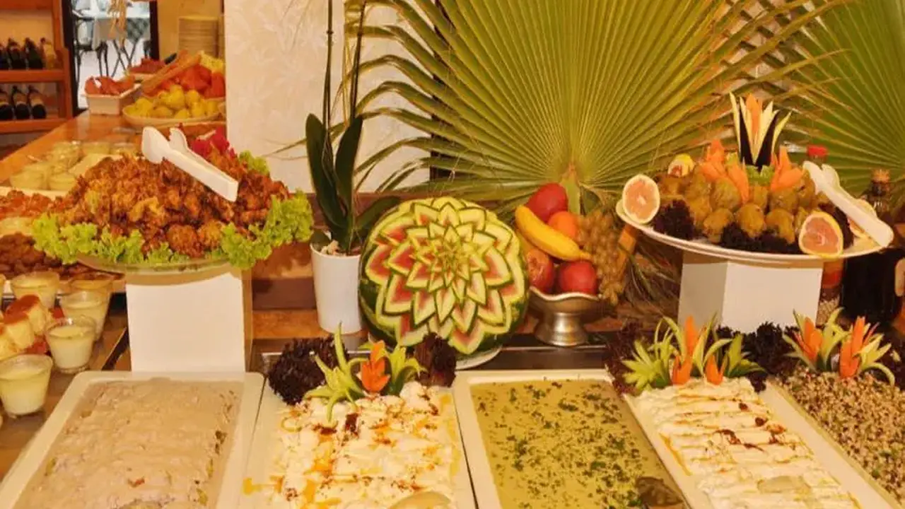 AZAK BEACH HOTEL