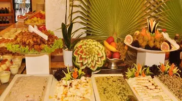 AZAK BEACH HOTEL