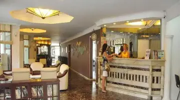 AZAK BEACH HOTEL