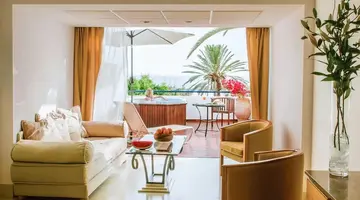 Azia Hotel