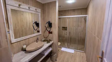 AZKA HOTEL