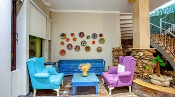 Azka Hotel