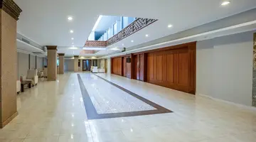 Azka Hotel