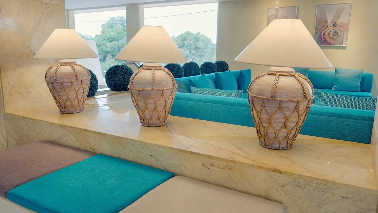 Azuline Hotel Bahamas
