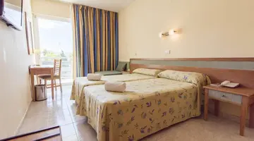 Azuline Pacific Hotel