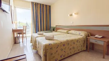 Azuline Pacific Hotel