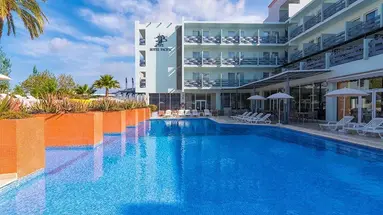 Azuline Pacific Hotel