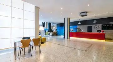 Azuline Pacific Hotel