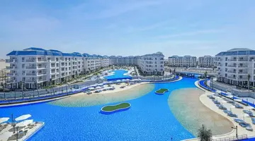 Azur One Eleven Hotel