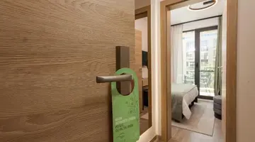 Azur Premium Aparthotel