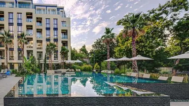 Azur Premium Resort