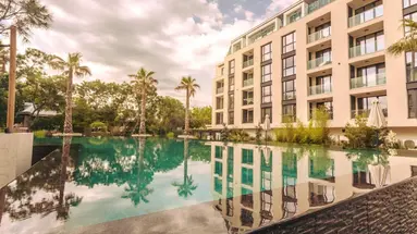 Azur Premium Resort