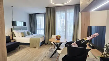 Azur Premium Resort