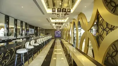 Azura Deluxe Hotel