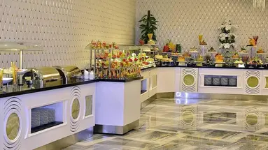 Azura Deluxe Hotel