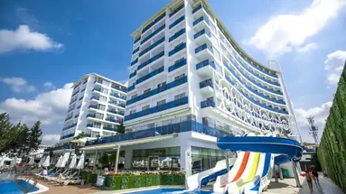 Azura Deluxe Hotel