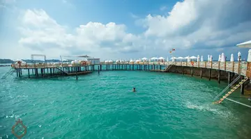AZURA DELUXE RESORT & SPA