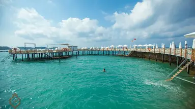 AZURA DELUXE RESORT & SPA