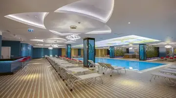 Azura Deluxe Resort & Spa