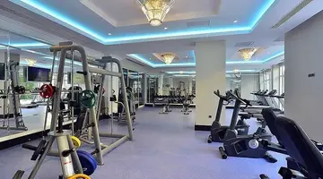 Azura Deluxe Resort & Spa