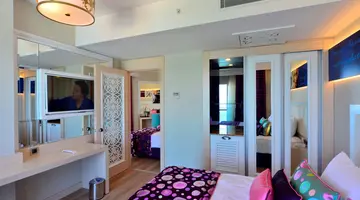 AZURA DELUXE RESORT & SPA