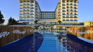 AZURA DELUXE RESORT & SPA
