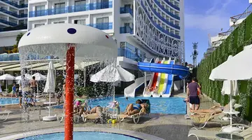 AZURA DELUXE RESORT & SPA