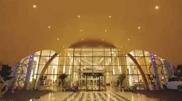 AZURA DELUXE RESORT & SPA