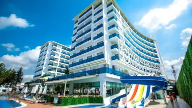 AZURA DELUXE RESORT & SPA