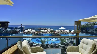 AZURA DELUXE