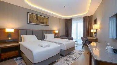 AZURA WORLD HOTEL