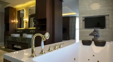 AZURA WORLD HOTEL