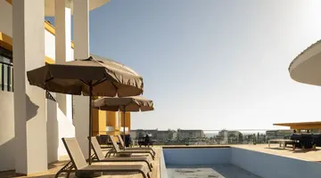 AZURA WORLD HOTEL