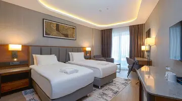 AZURA WORLD HOTEL